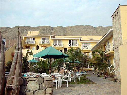 Palmeras De Hotel Huanchaco